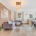 Tatil Evi Seezeit, Bis Zu 6 Personen, 500 Meter Zum Wasser, Mit Garten Hüde