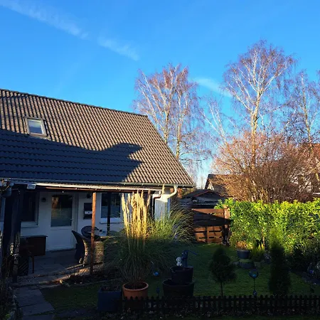 Seezeit, Bis Zu 6 Personen, 500 Meter Zum Wasser, Mit Garten * Hude (Diepholz)