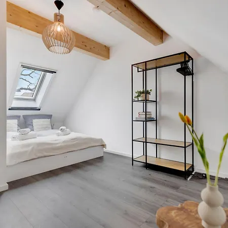 Ferienhaus Seezeit, Bis Zu 6 Personen, 500 Meter Zum Wasser, Mit Garten Hüde